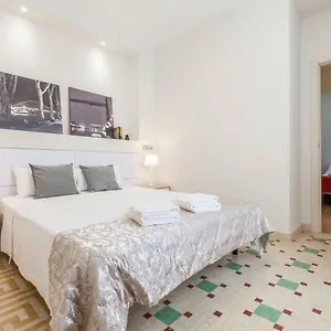  Apartamento T2, Tirso De Molina, Luminoso Y Tranquilo